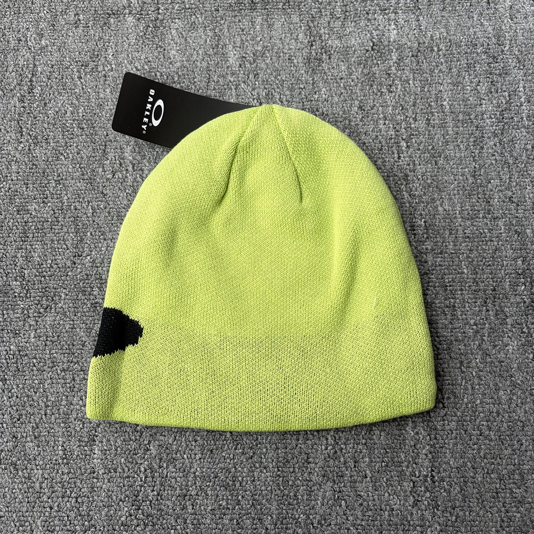 Unbranded OK beanie - Image 7