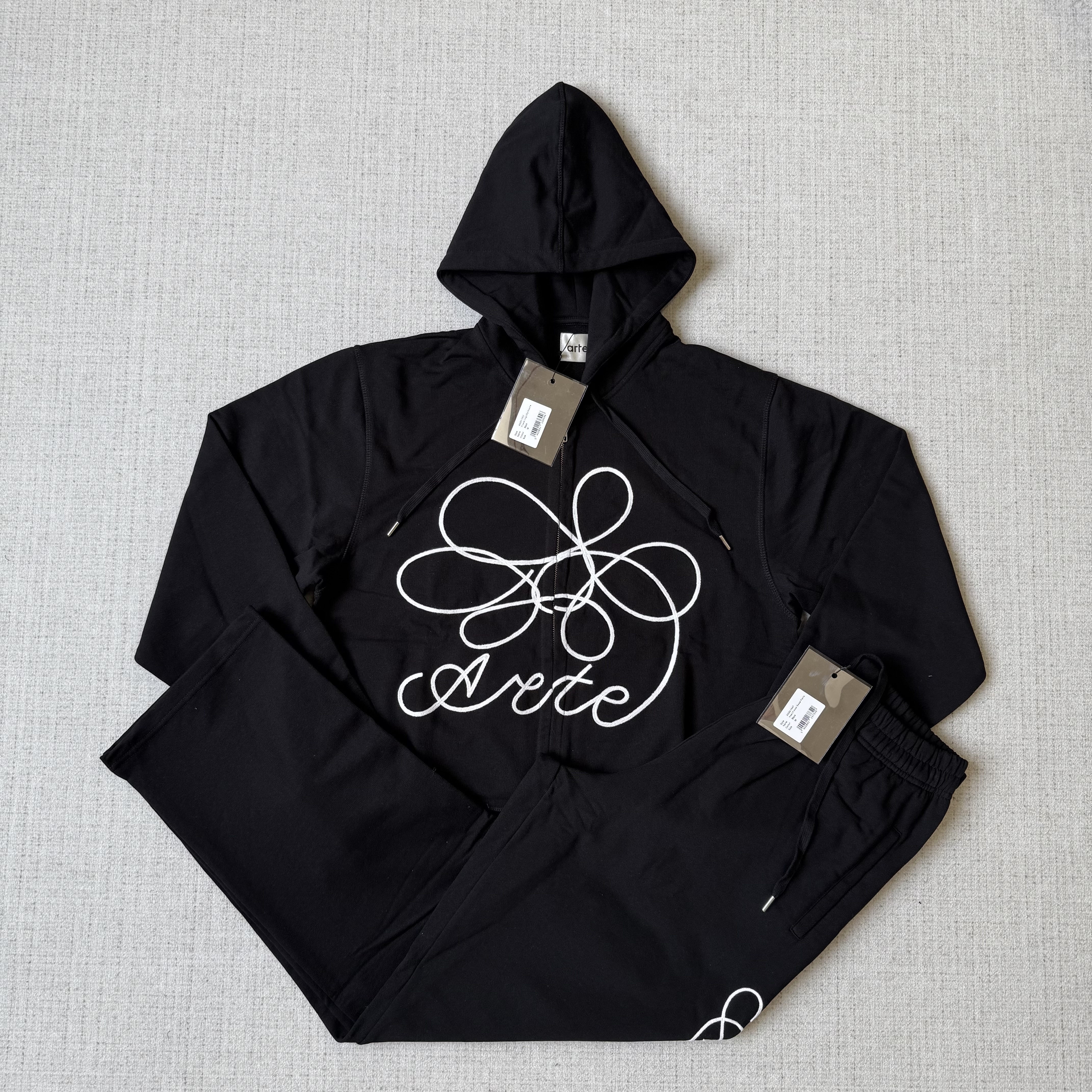 Arte Antwerp hoodie and pants - Image 20
