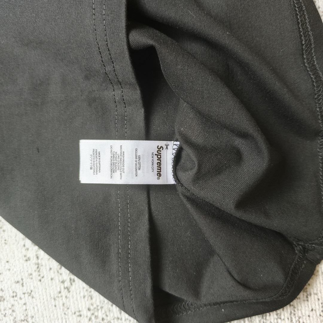Supreme tee - Image 8