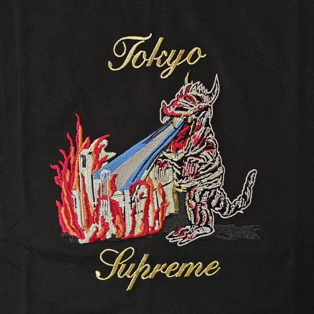 Supreme tee - Image 5