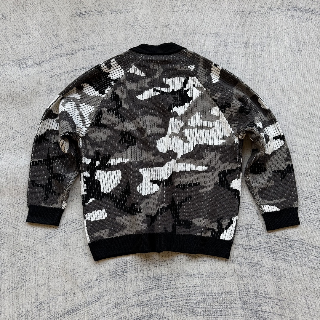 Supreme sweater - Image 3