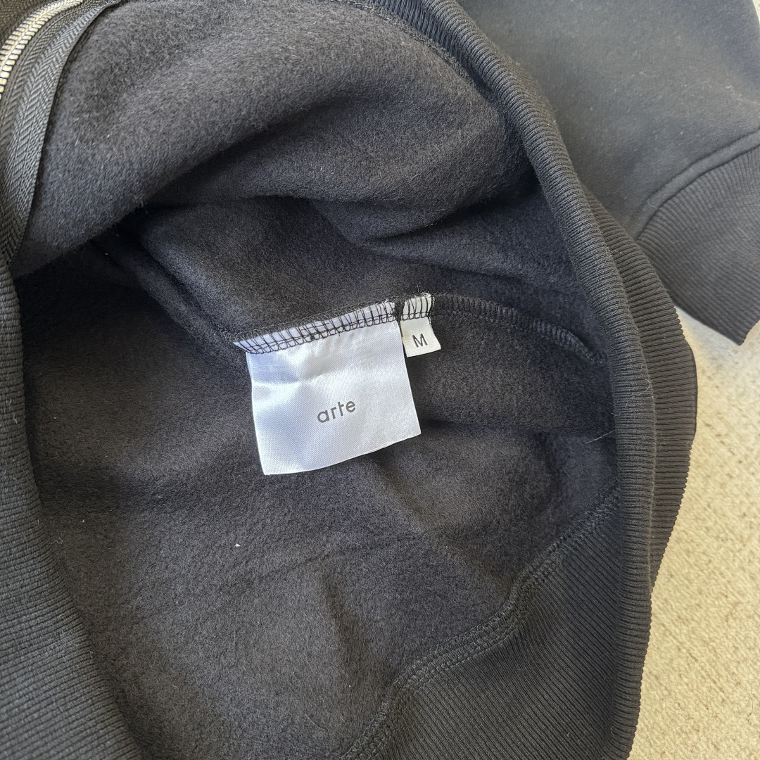 Arte Antwerp hoodie - Image 9