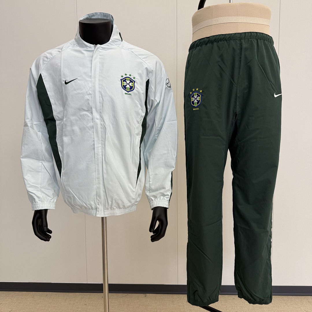 Vintage Brazil tracksuit - Image 19