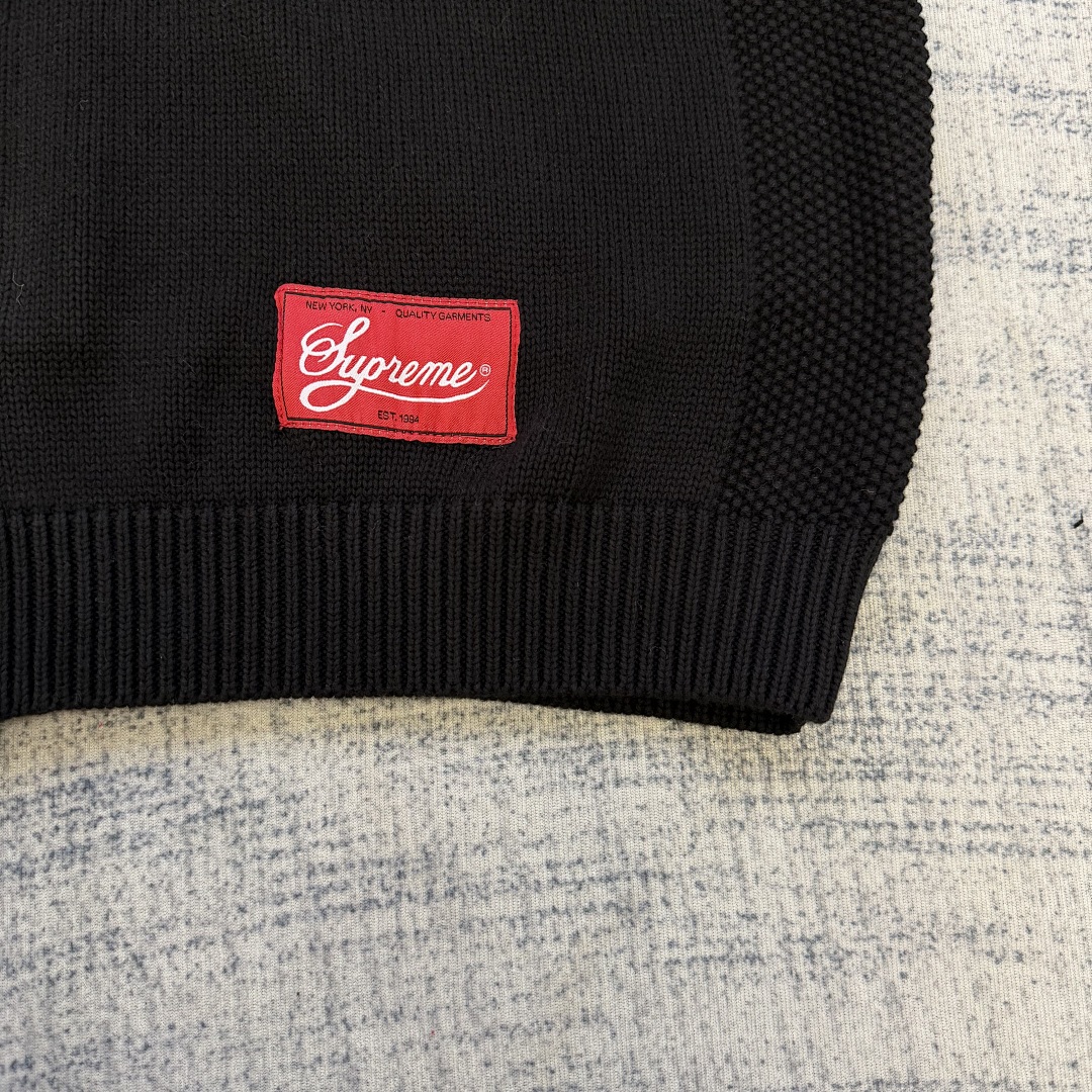 Supreme sweater - Image 33