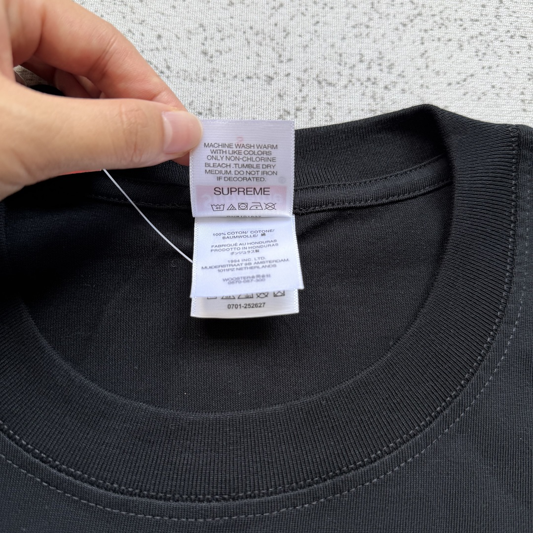 Supreme tee - Image 6
