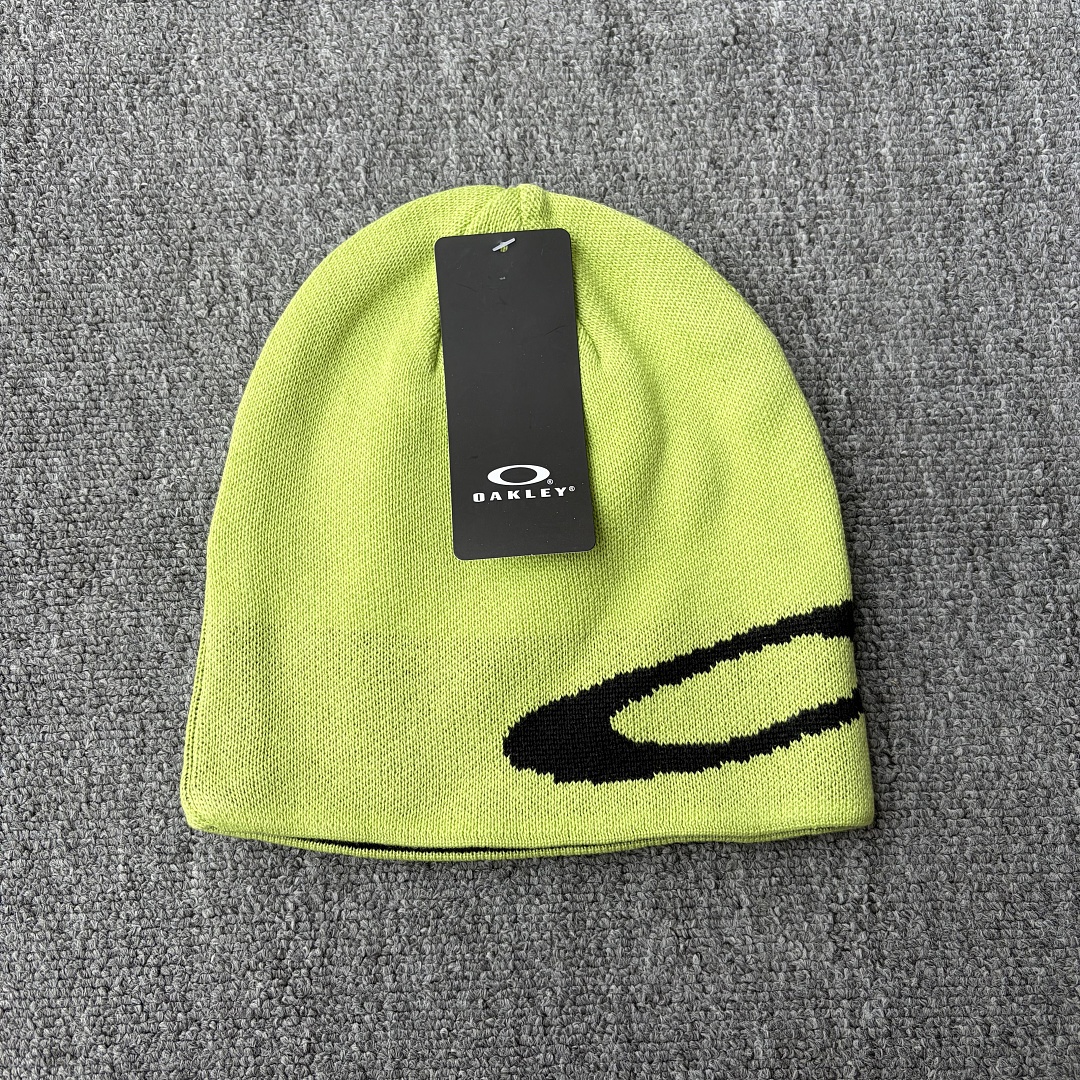 Unbranded OK beanie - Image 6