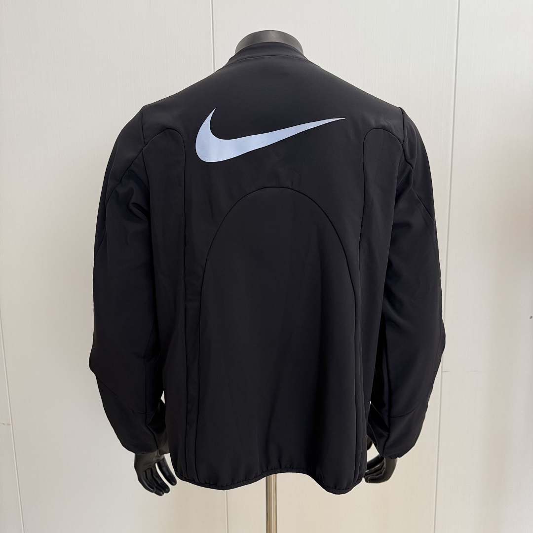 Nike x Corteiz crewneck - Image 3