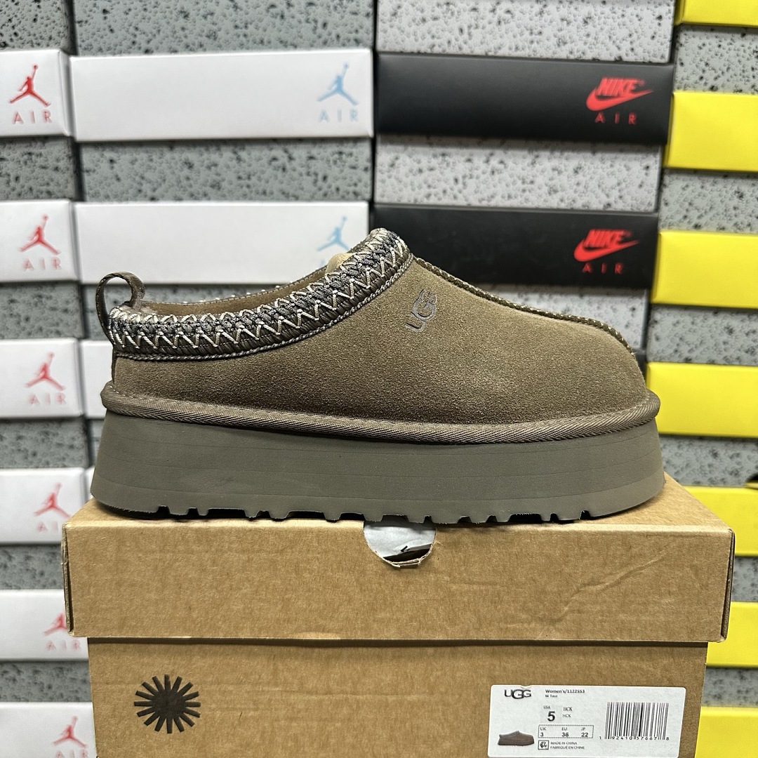 UGG