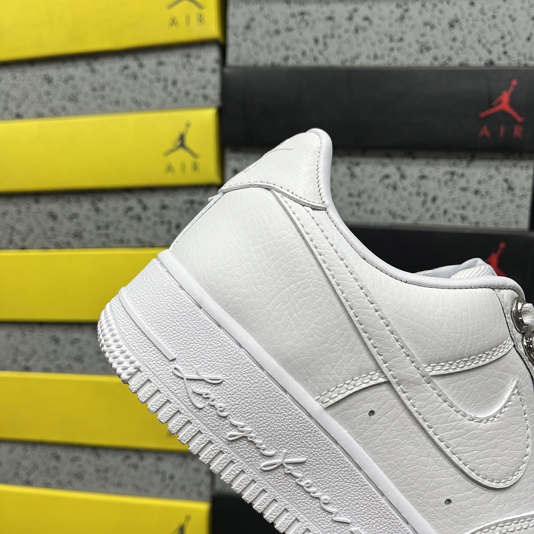 Nike Air Force 1 Low '07 White Gum - Image 2