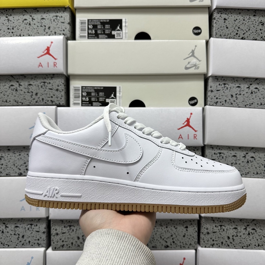 Nike Air Force 1 Low '07 White Gum - Image 4