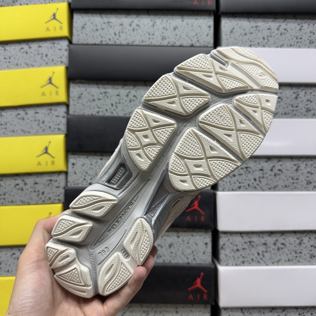 ASICS Gel-NYC (Cream Grey) - Image 6
